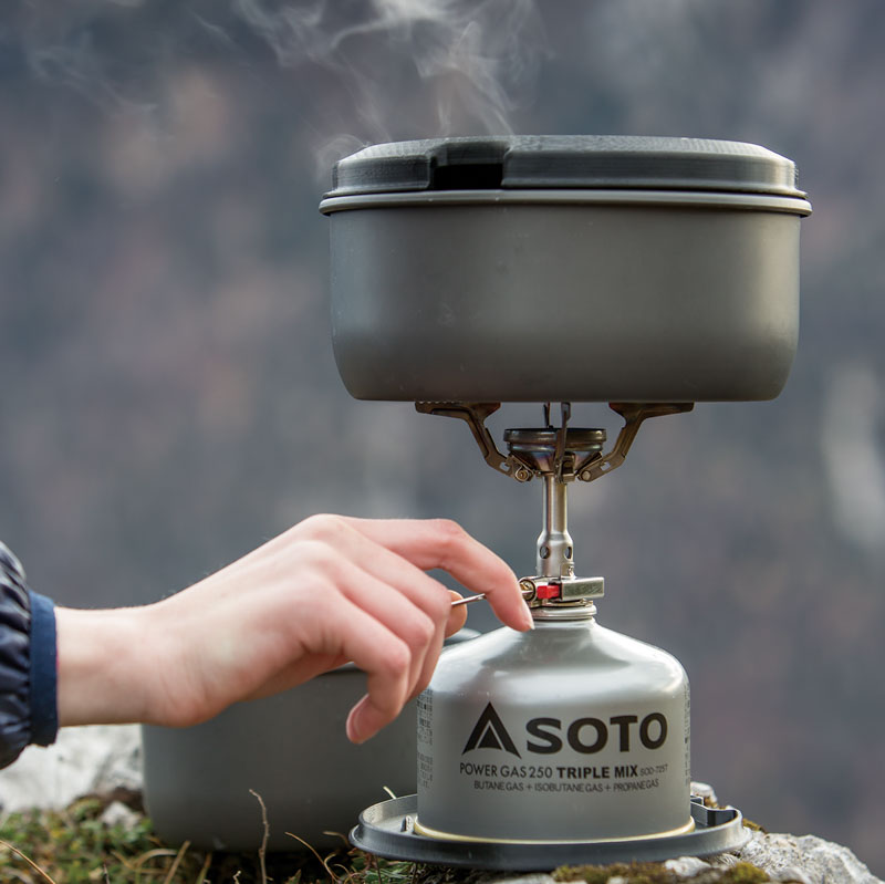 Soto Amicus Stove With Stealth Igniter 